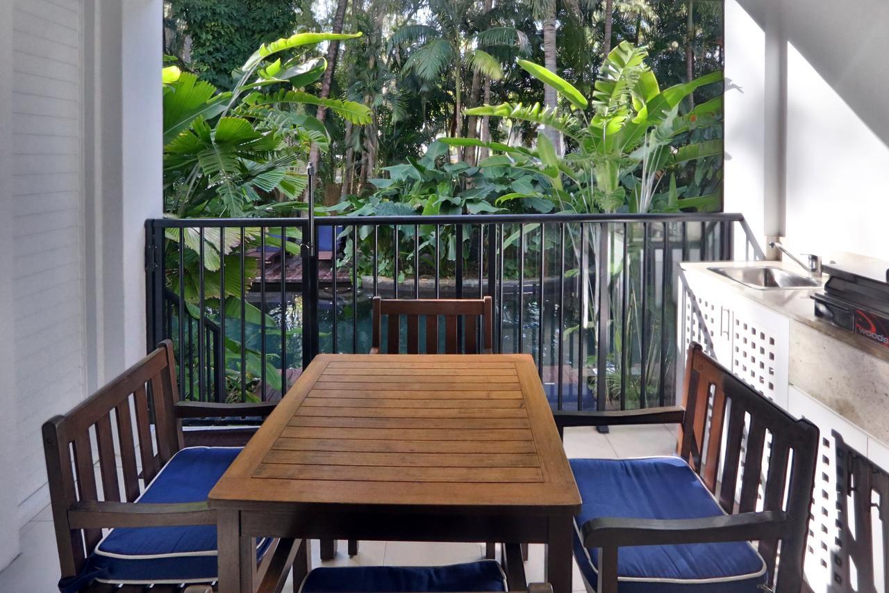 The Beach Club Premium Private Apartments Палм Коув Екстериор снимка